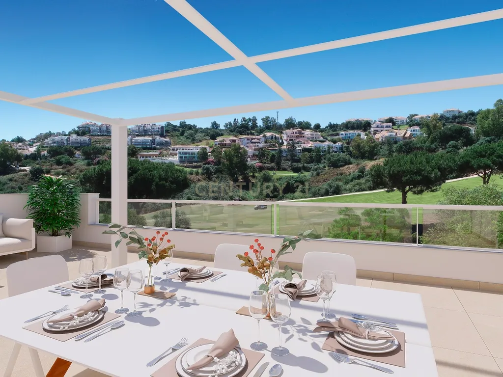 Apartamentos Modernos com Vistas Panorâmicas para o Golf em Solana Village - Image 5